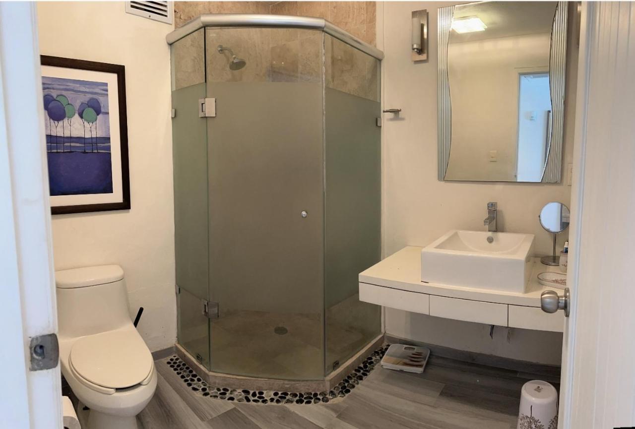 Oceanfront Condo At Unique Location Cancun Luaran gambar